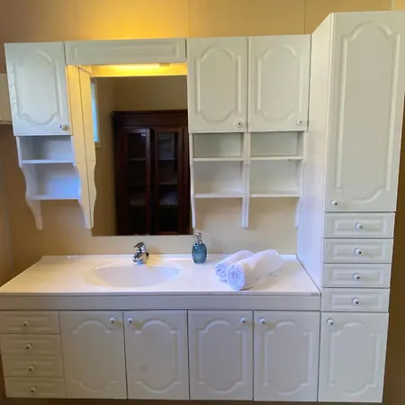 Honey Bay Проживание в семье