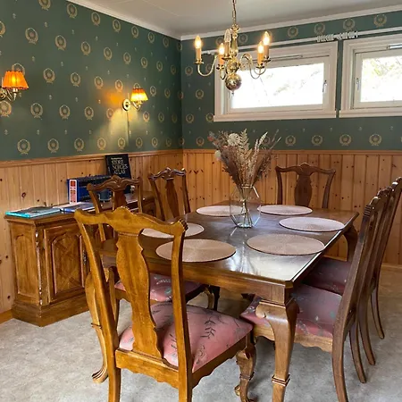 Honey Bay Stadlandet