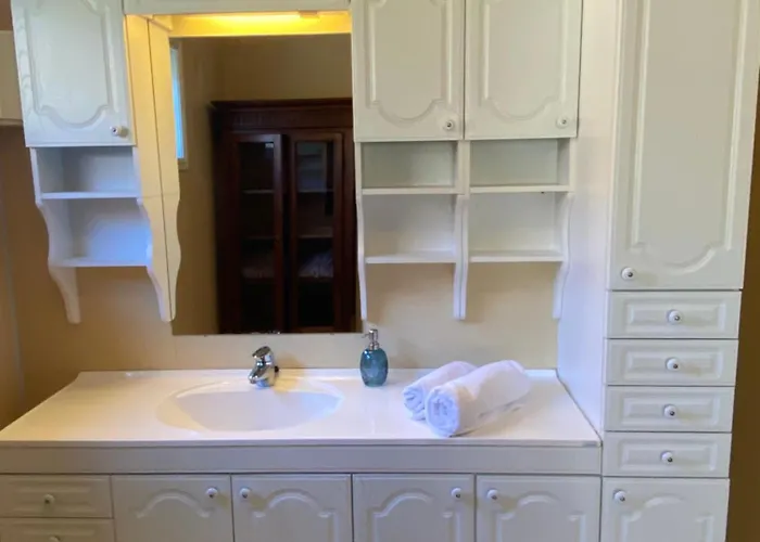 Honey Bay 홈스테이