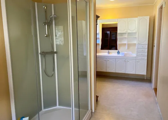 Honey Bay Stadlandet