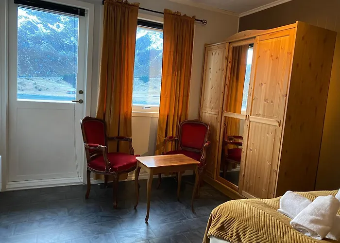 Honey Bay Stadlandet