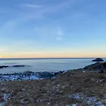 Honey Bay *